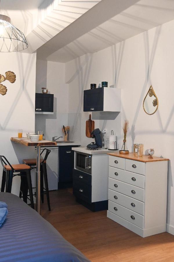 L'Acacia #Hyper-Centre #Marche Couvert Cognac Extérieur photo