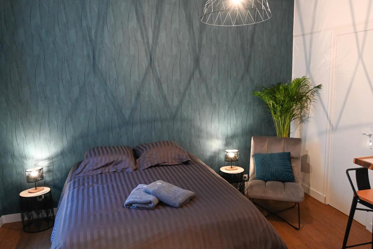 L'Acacia #Hyper-Centre #Marche Couvert Cognac Extérieur photo